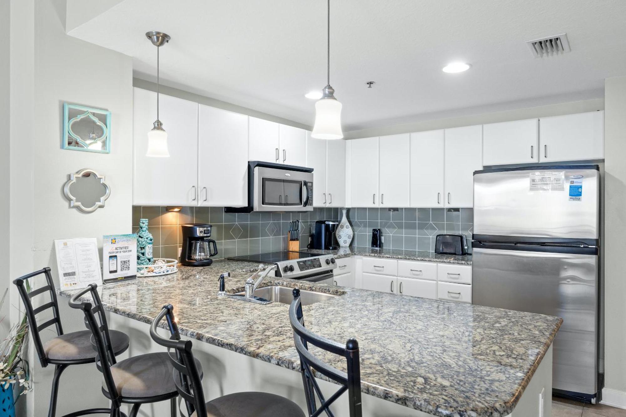 Grand Panama By Panhandle Getaways Panama City Beach Room photo